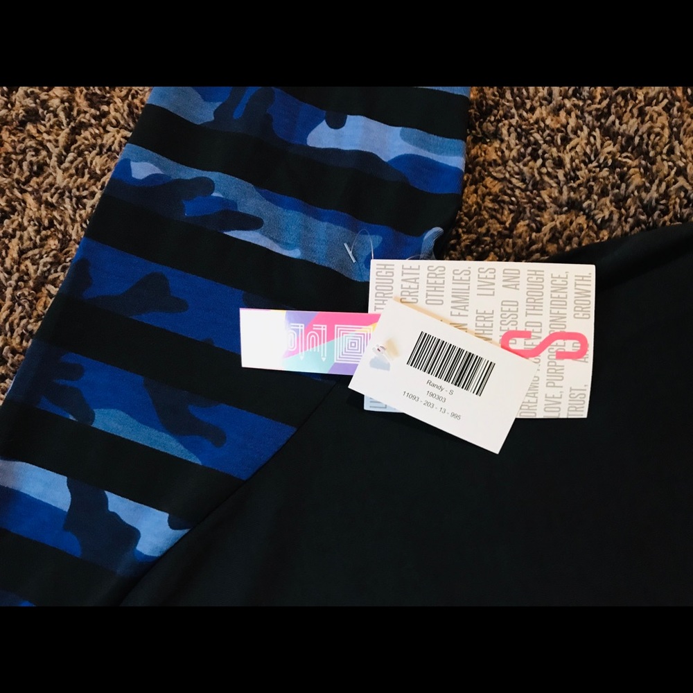 LULAROE RANDY - Picture 2 of 2